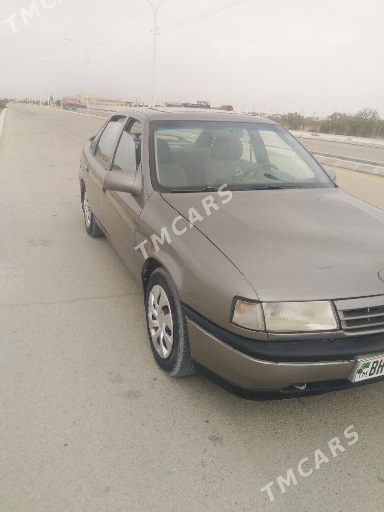 Opel Vectra 1989 - 34 000 TMT - Gumdag - img 5