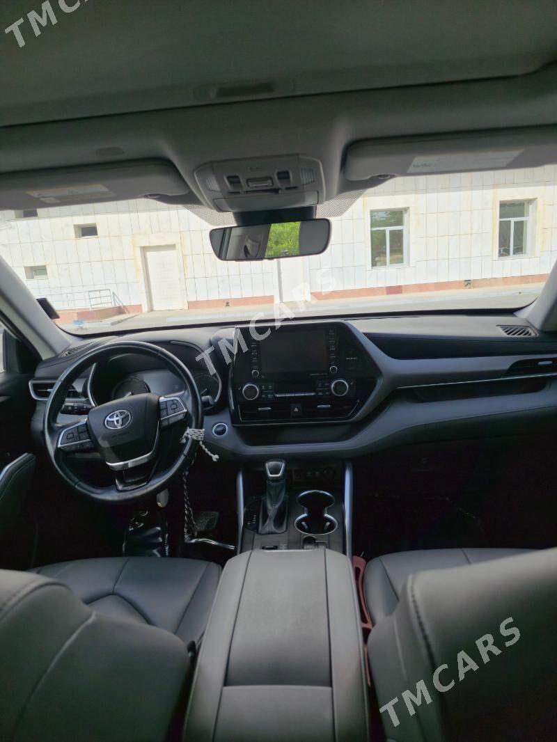 Toyota Highlander 2020 - 550 000 TMT - Бекреве - img 4