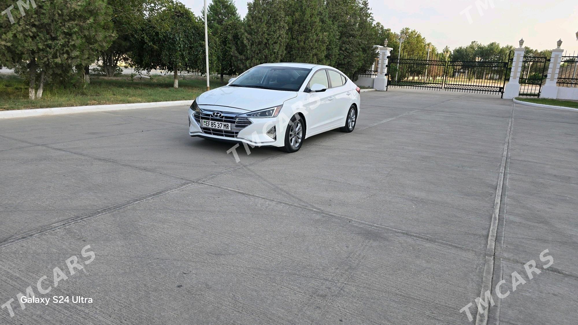 Hyundai Elantra 2020 - 185 000 TMT - Мары - img 4