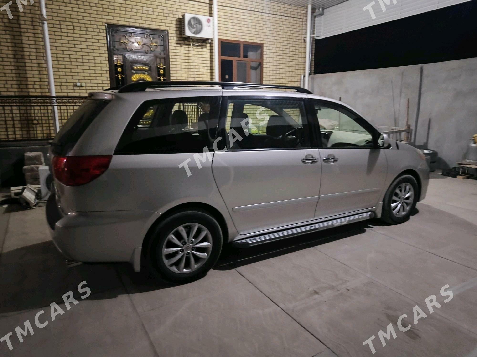 Toyota Sienna 2008 - 270 000 TMT - Ýolöten - img 4