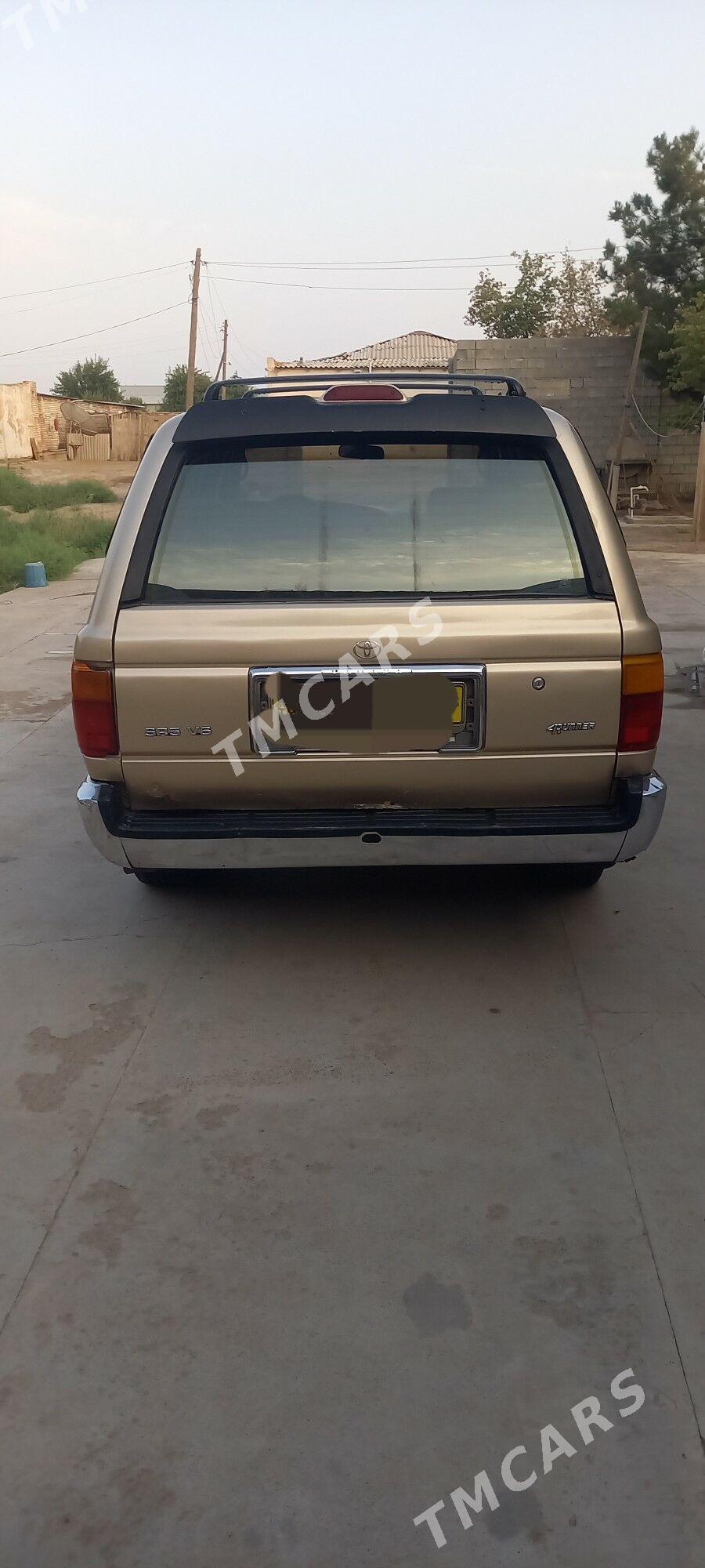 Toyota 4Runner 1995 - 55 000 TMT - Векильбазар - img 2