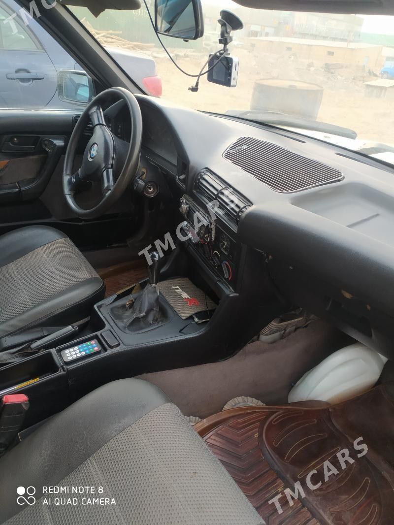 BMW 520 1989 - 35 000 TMT - Murgap - img 3