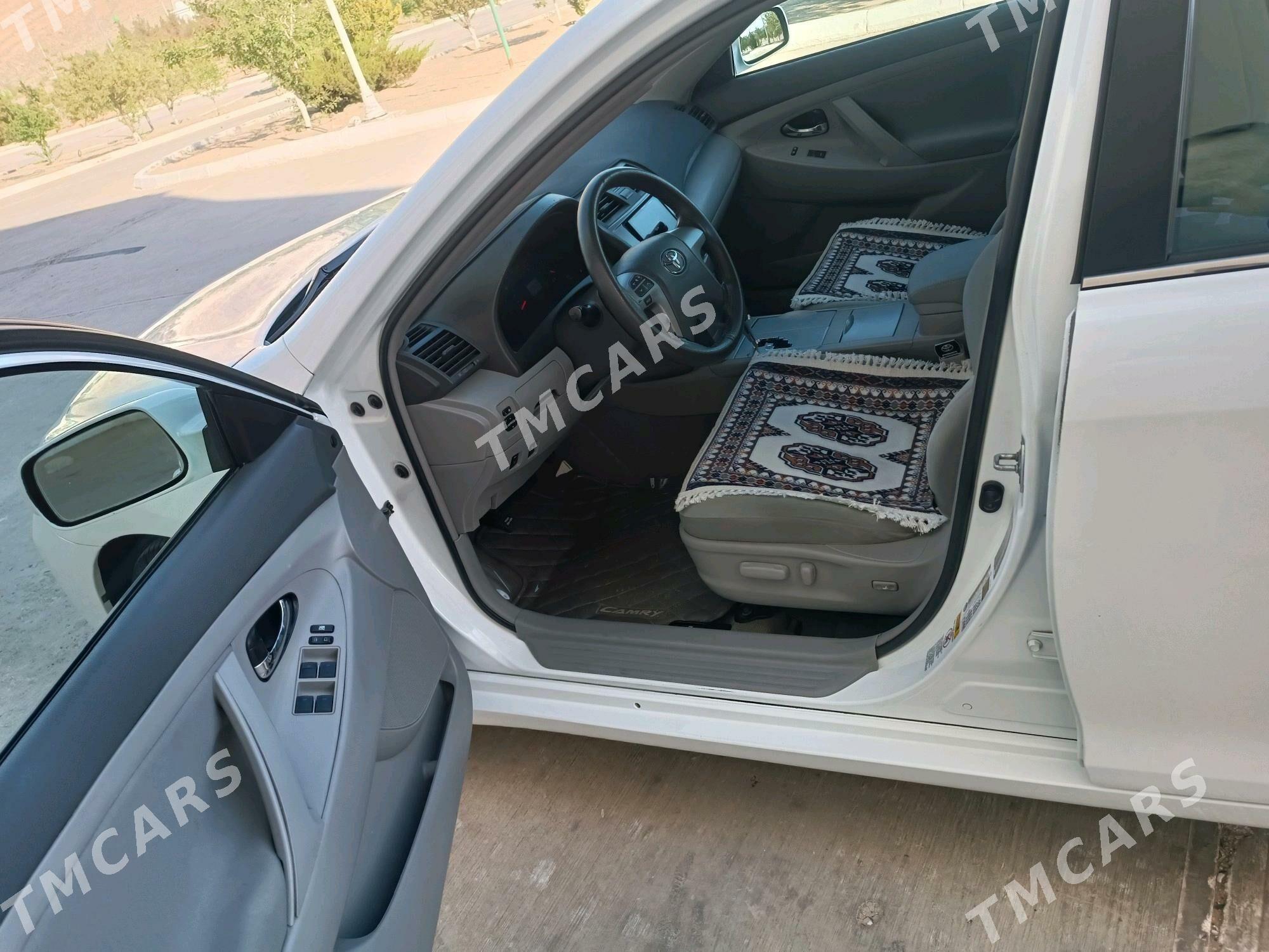 Toyota Camry 2010 - 195 000 TMT - Balkanabat - img 6