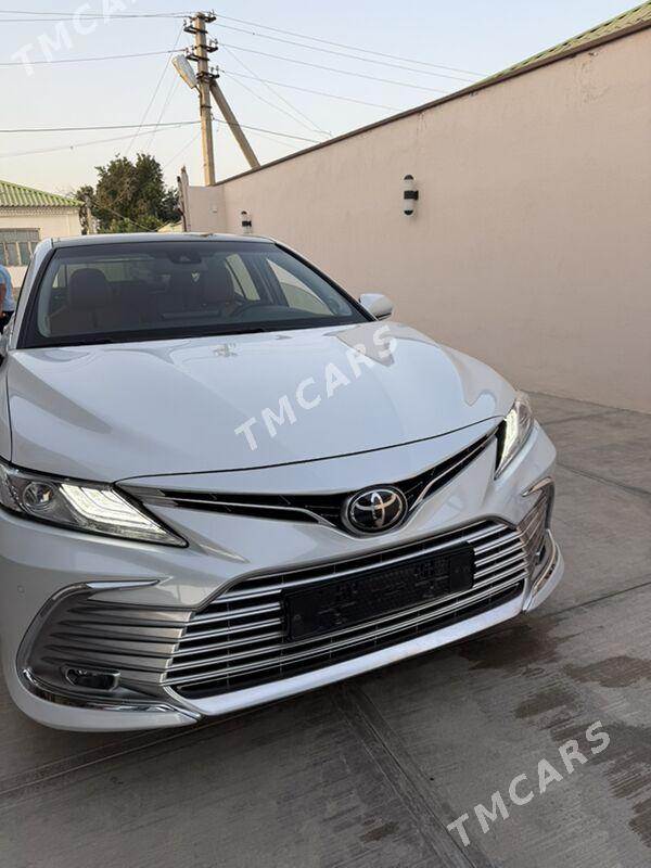 Toyota Camry 2022 - 600 000 TMT - Köşi - img 2