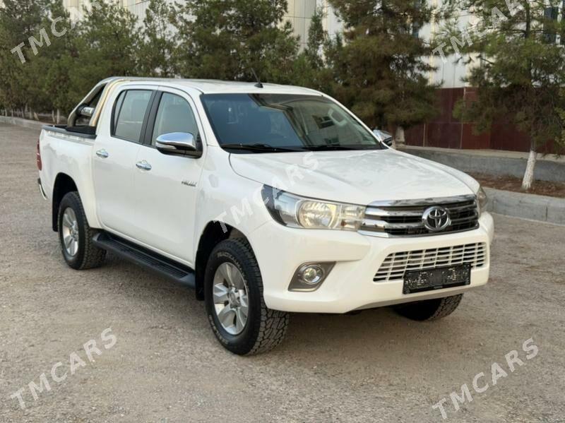 Toyota Hilux 2017 - 390 000 TMT - Gurtly - img 5