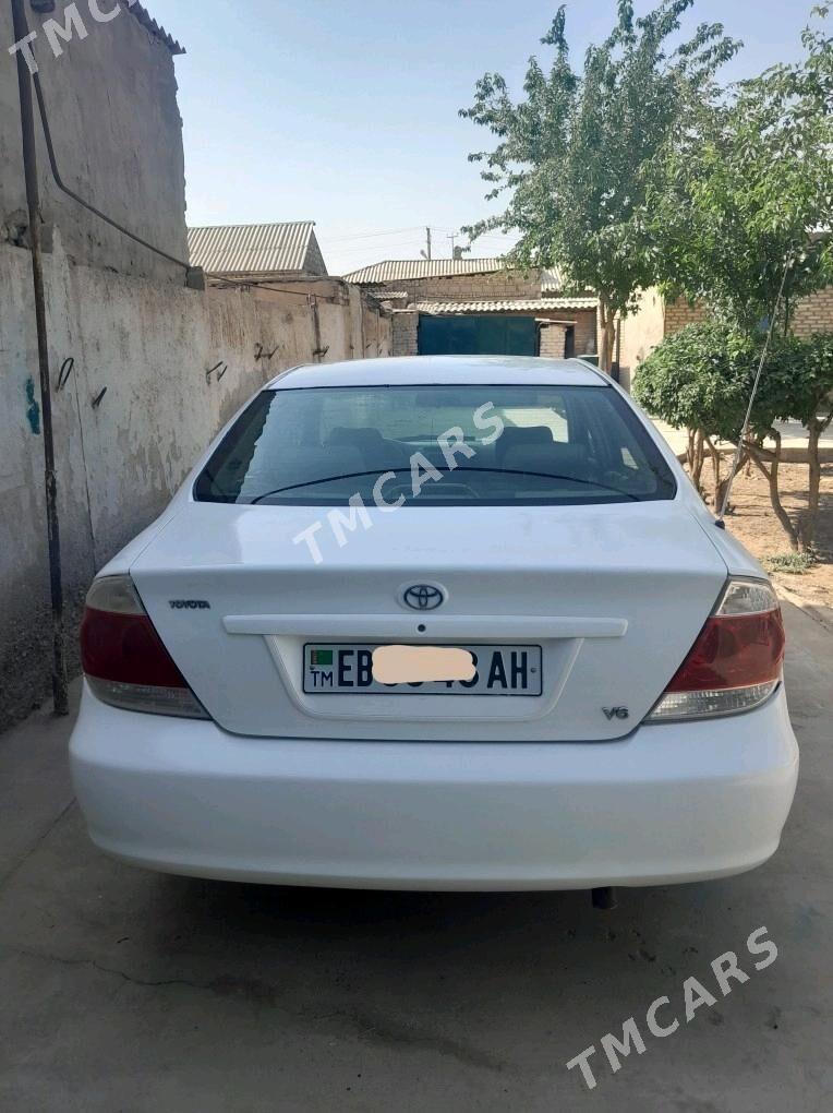 Toyota Camry 2005 - 125 000 TMT - Tejen - img 9