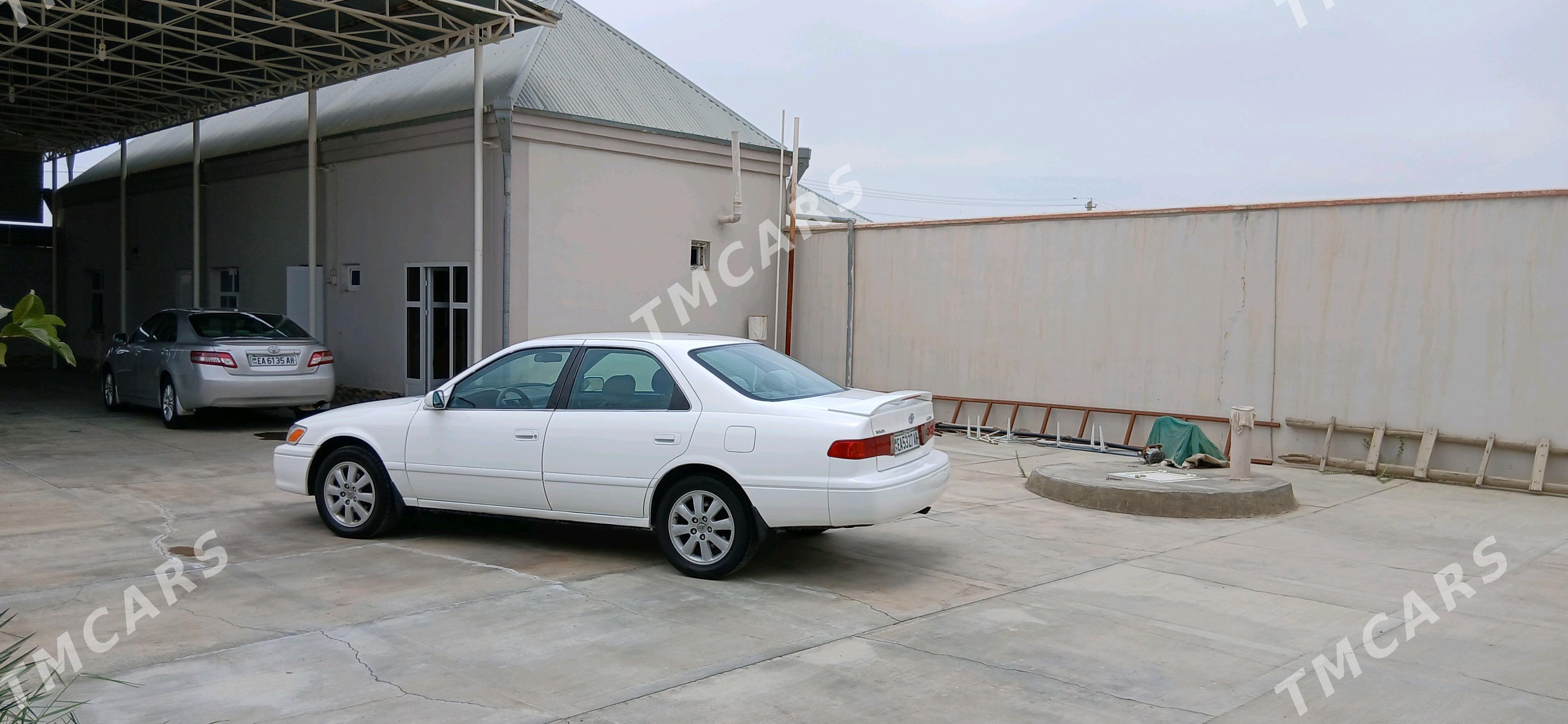 Toyota Camry 2001 - 145 000 TMT - Bäherden - img 3