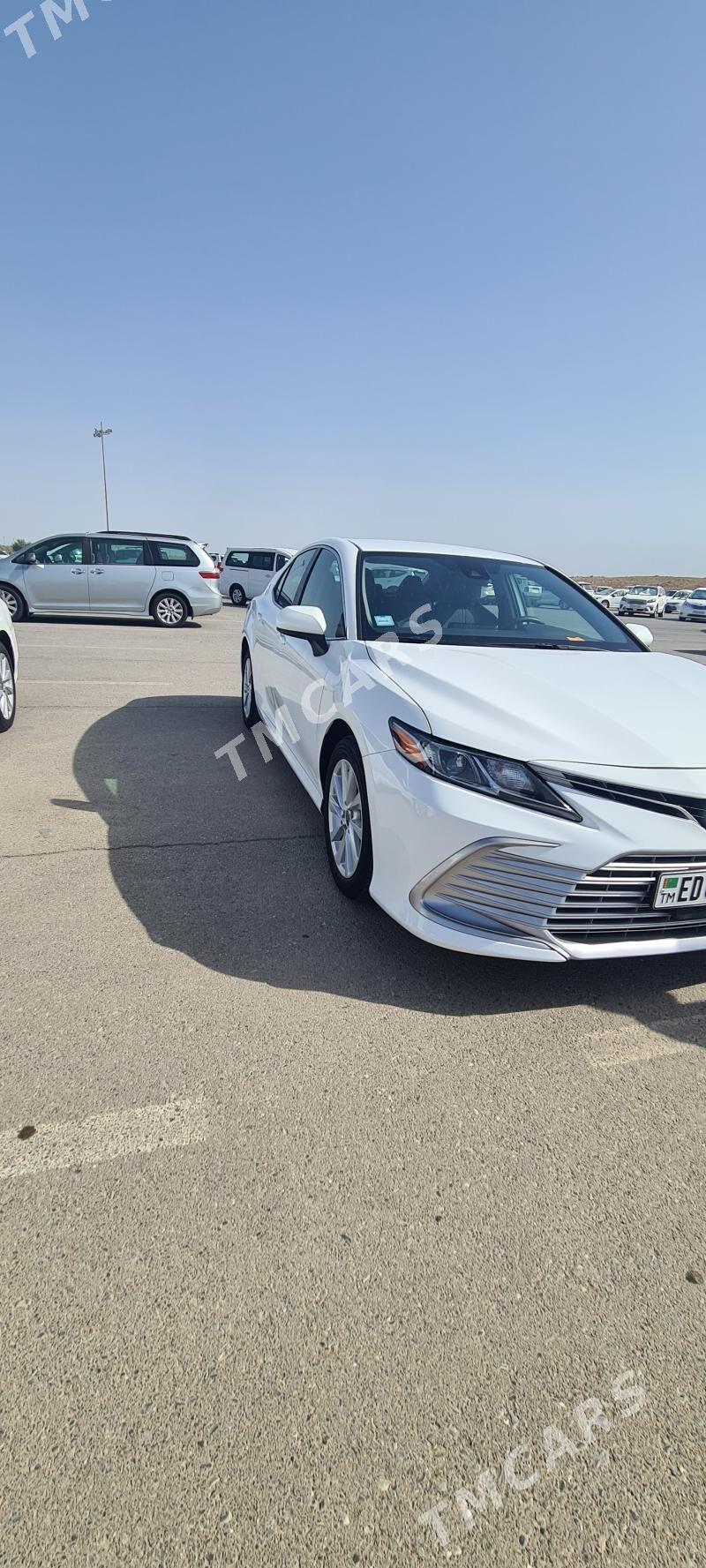 Toyota Camry 2022 - 340 000 TMT - Aşgabat - img 3