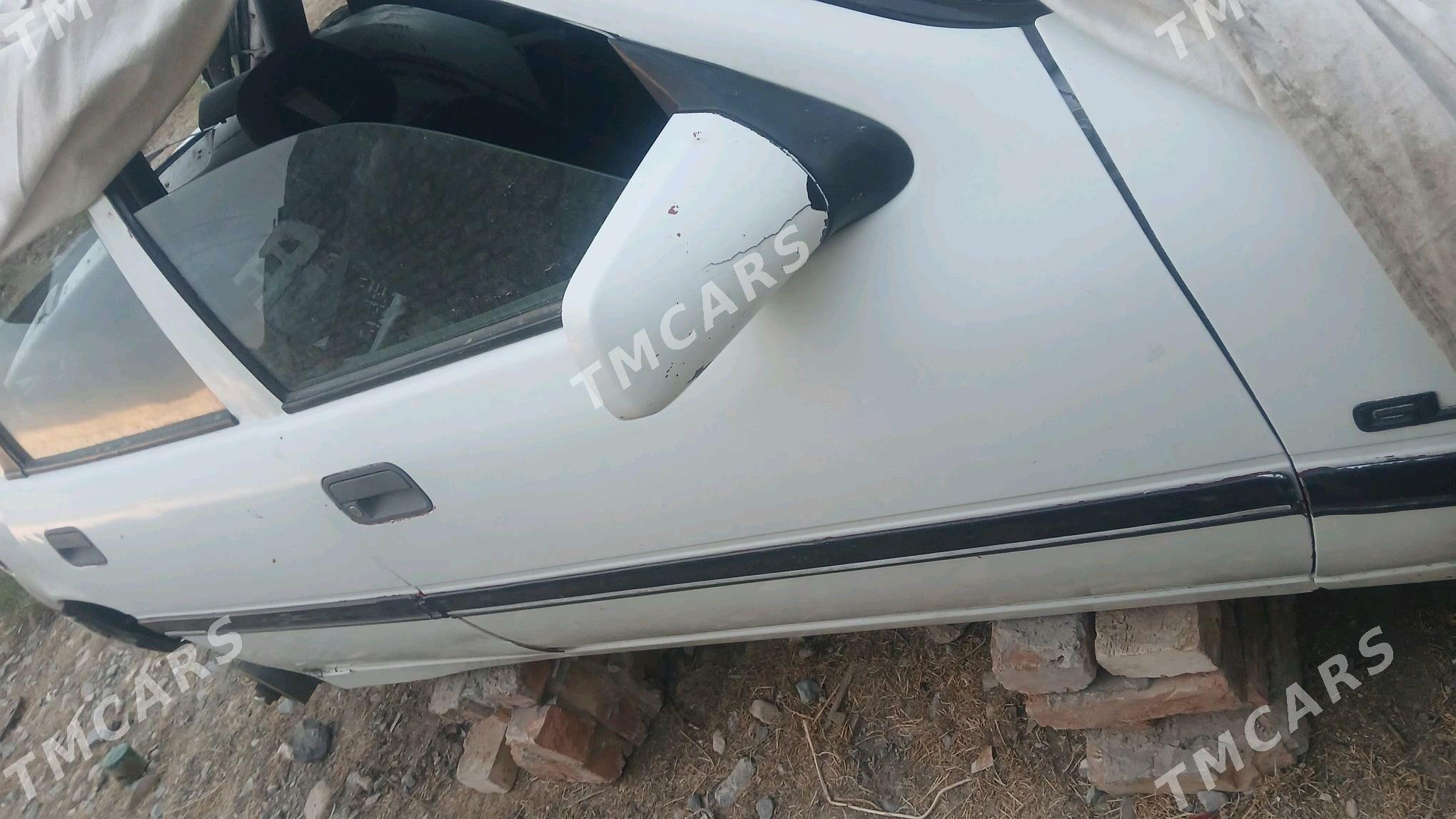 Opel Vectra 1990 - 15 000 TMT - Gyzylarbat - img 2