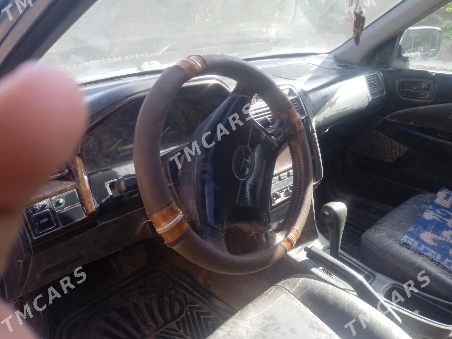 Toyota Corolla 2002 - 45 000 TMT - Достлук - img 5
