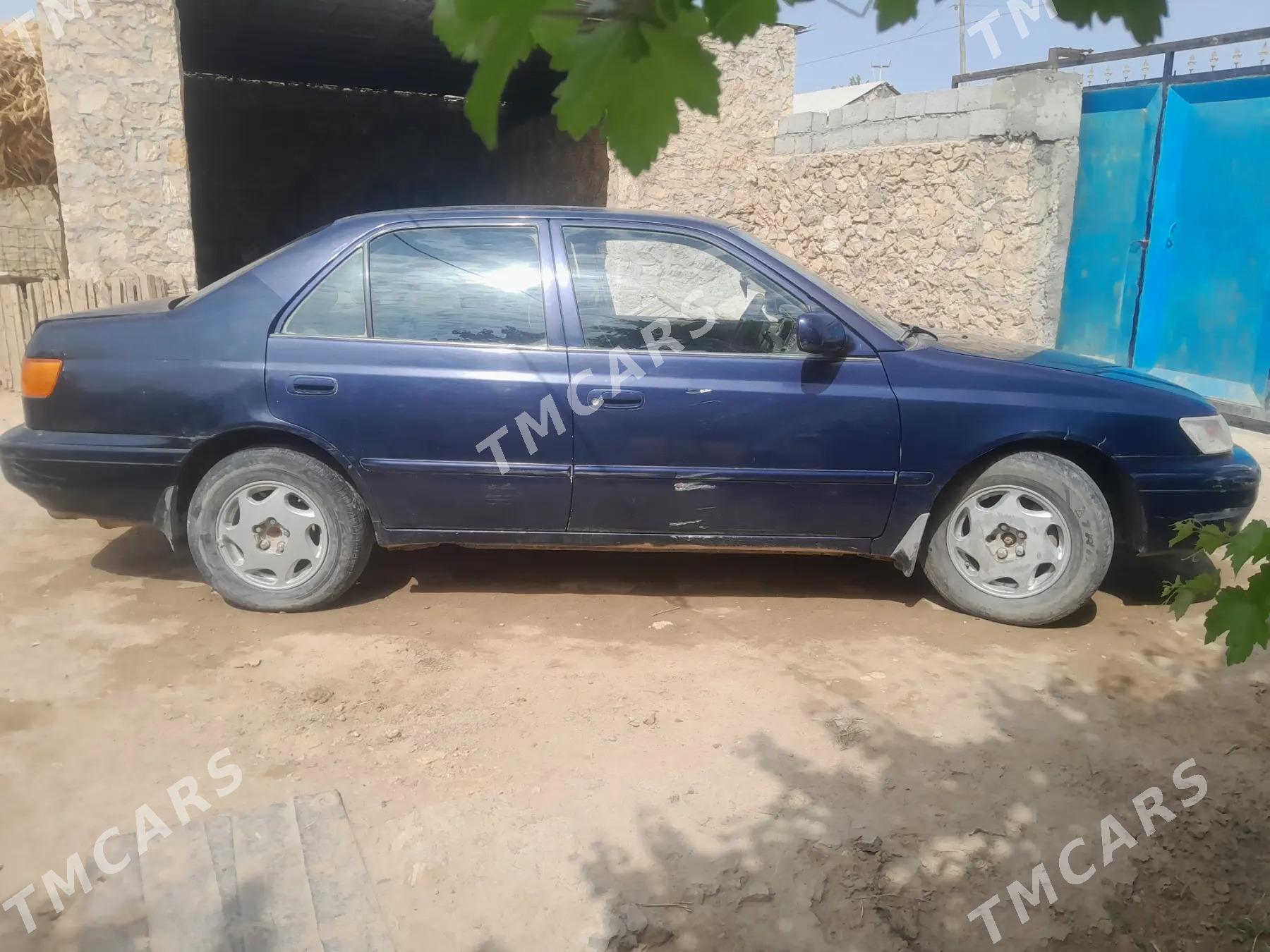 Toyota Corolla 2002 - 45 000 TMT - Достлук - img 4