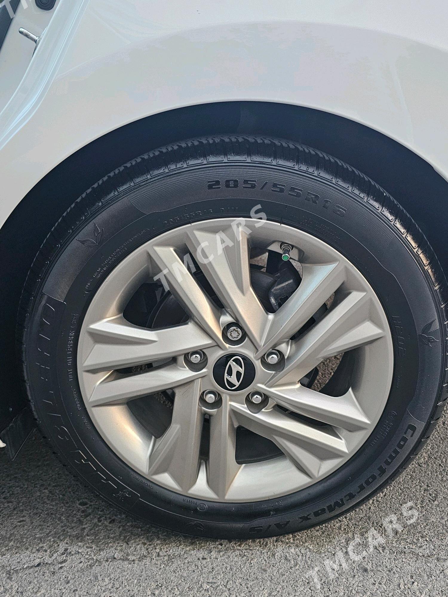 Hyundai Elantra 2019 - 217 000 TMT - Ашхабад - img 9