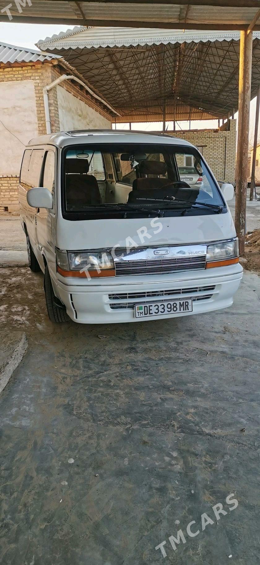 Toyota Hiace 1991 - 62 000 TMT - Мары - img 4