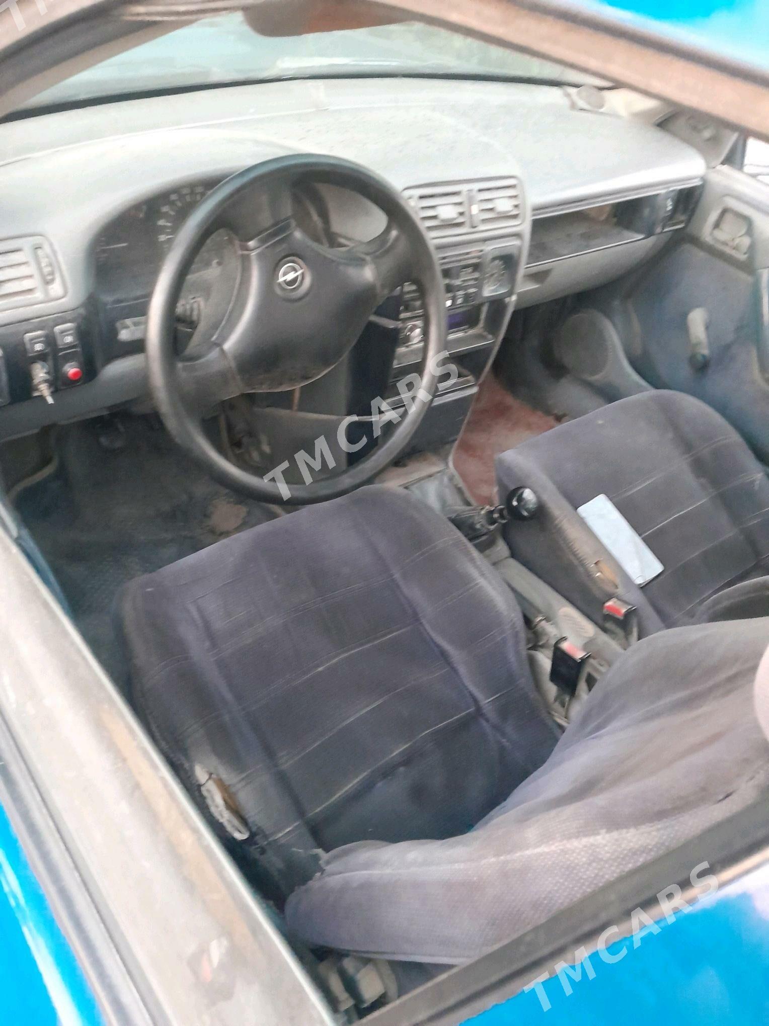 Opel Vectra 1993 - 17 000 TMT - Babadaýhan - img 3