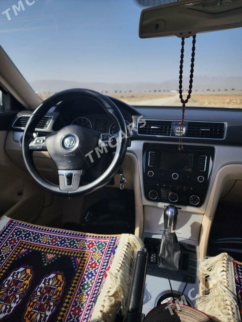 Volkswagen Passat 2013 - 200 000 TMT - Район ст. Аэропорта, ул. Гагарина - img 7