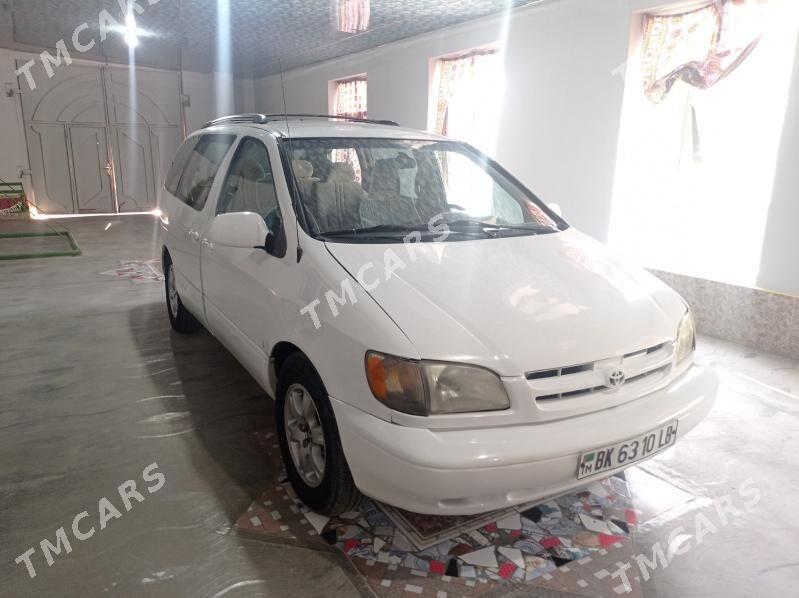 Toyota Sienna 2001 - 110 000 TMT - Dänew - img 3