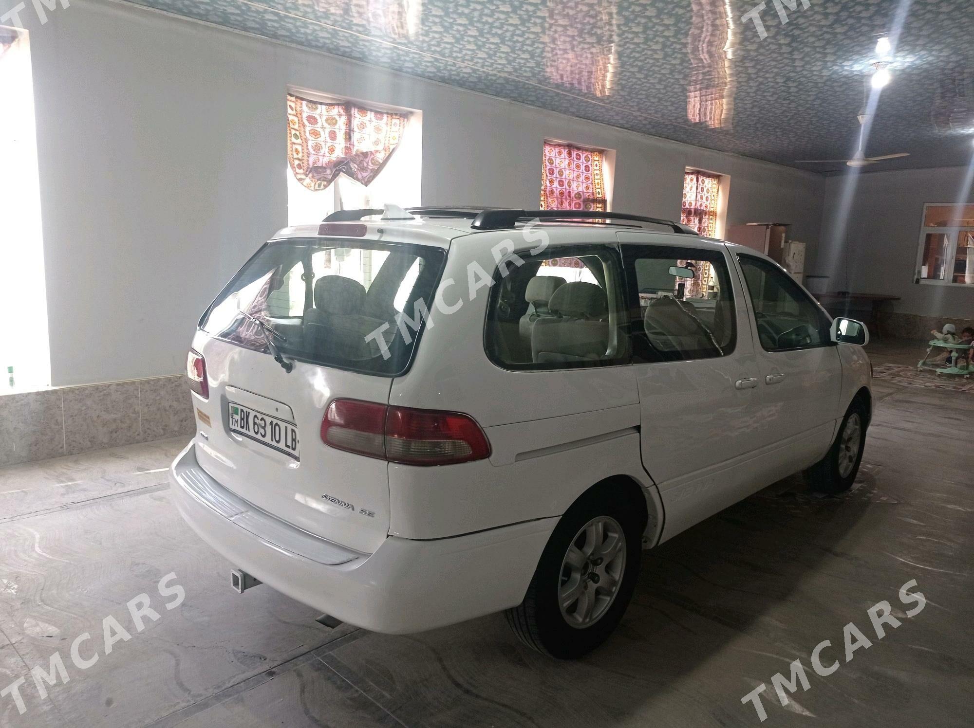 Toyota Sienna 2001 - 110 000 TMT - Dänew - img 4