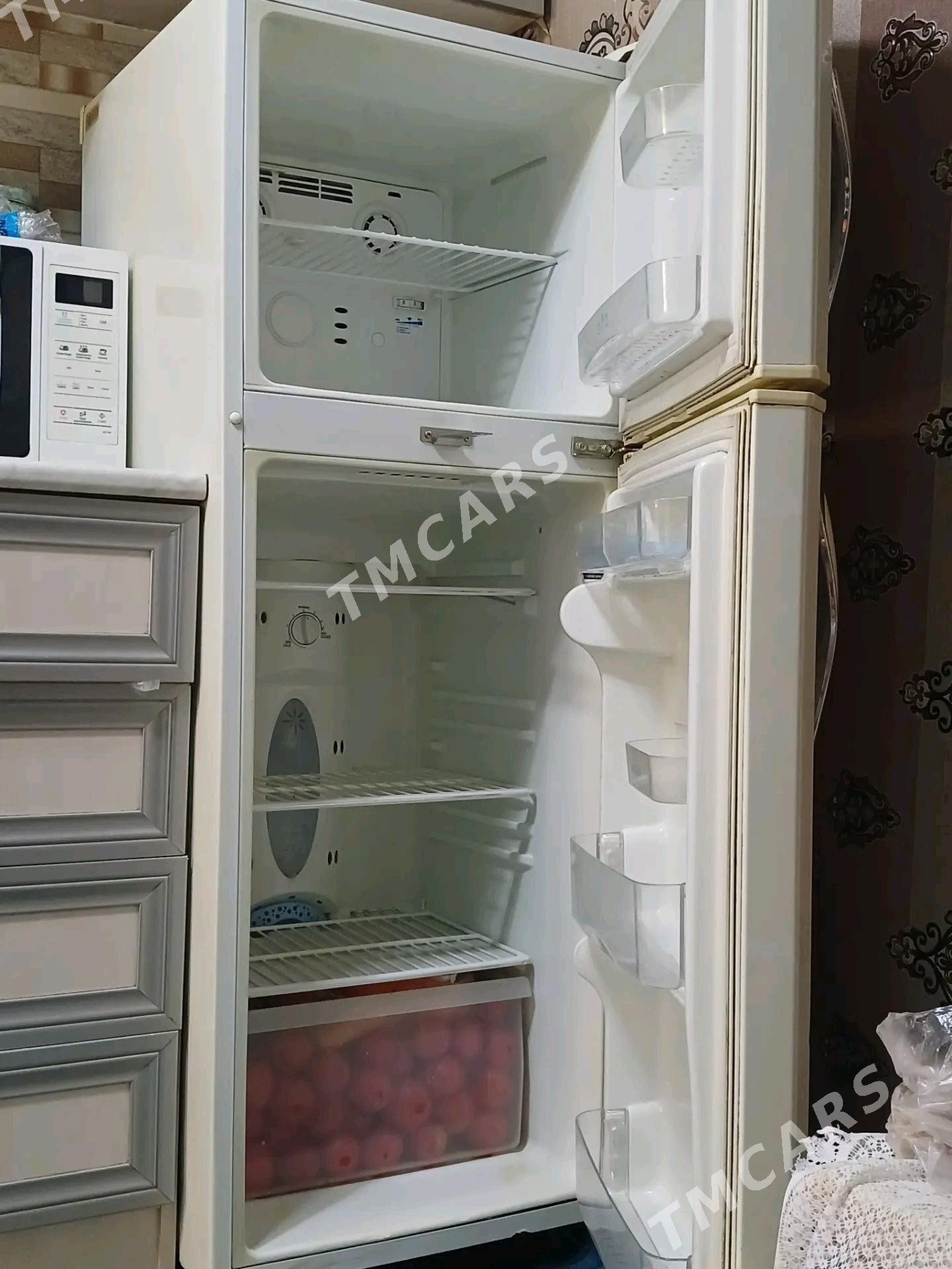 LG holodilnik - Büzmeýin - img 2