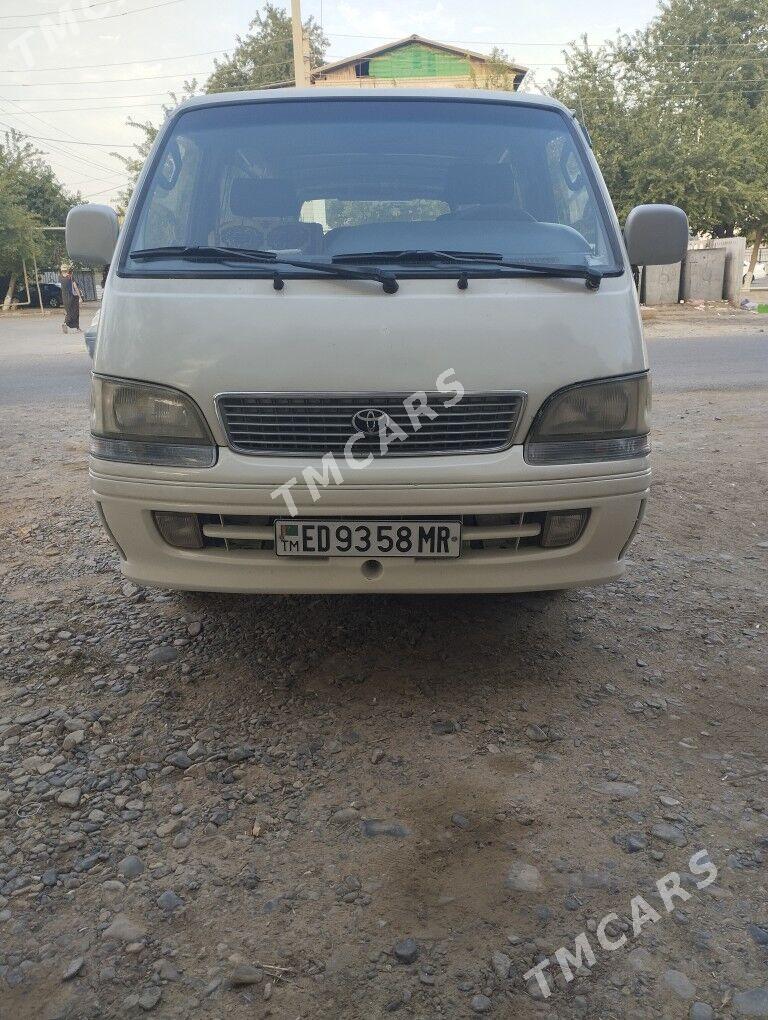 Toyota Hiace 2002 - 130 000 TMT - Mary - img 4