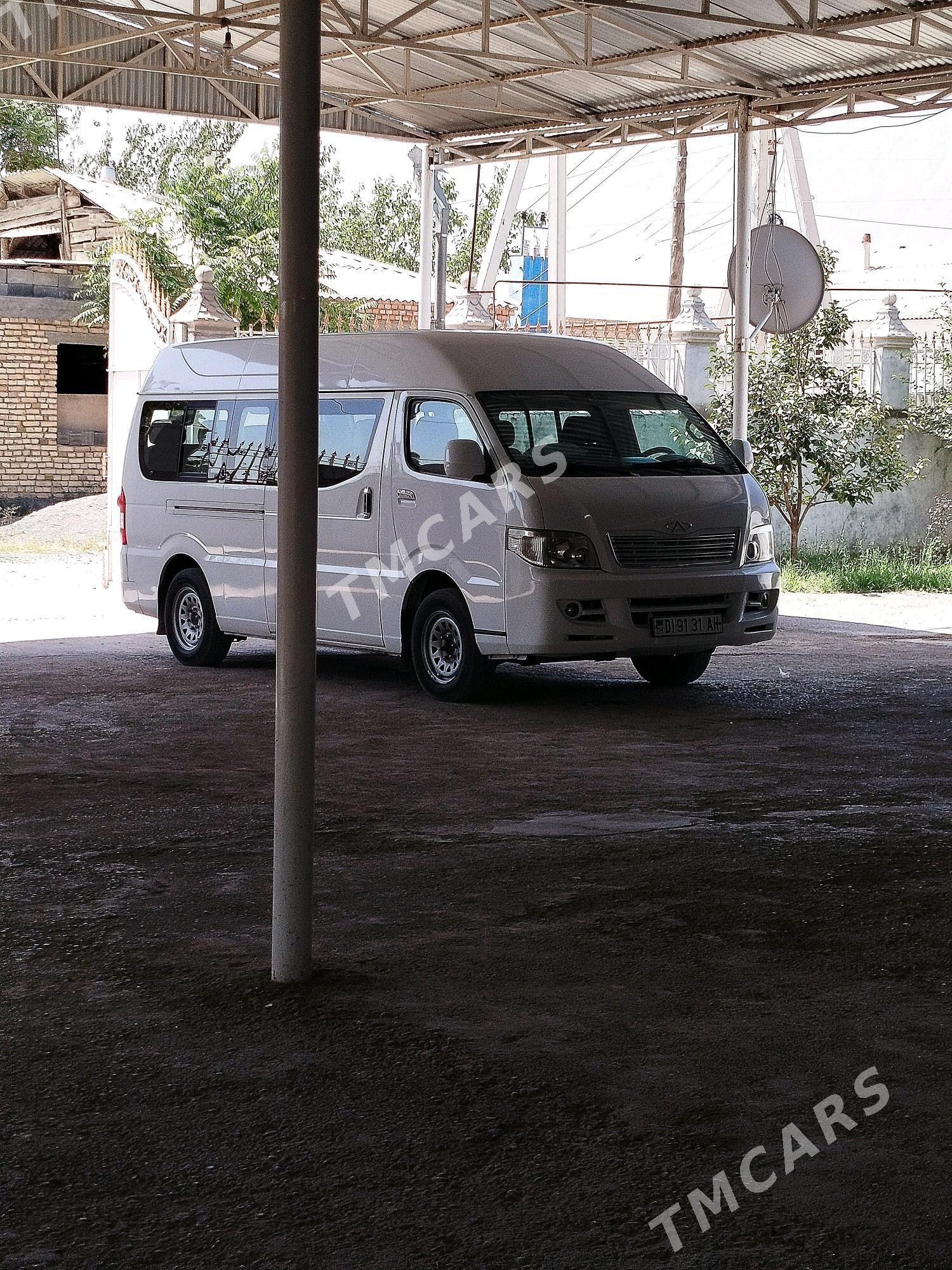 Toyota Hiace 2014 - 300 000 TMT - Gökdepe - img 2