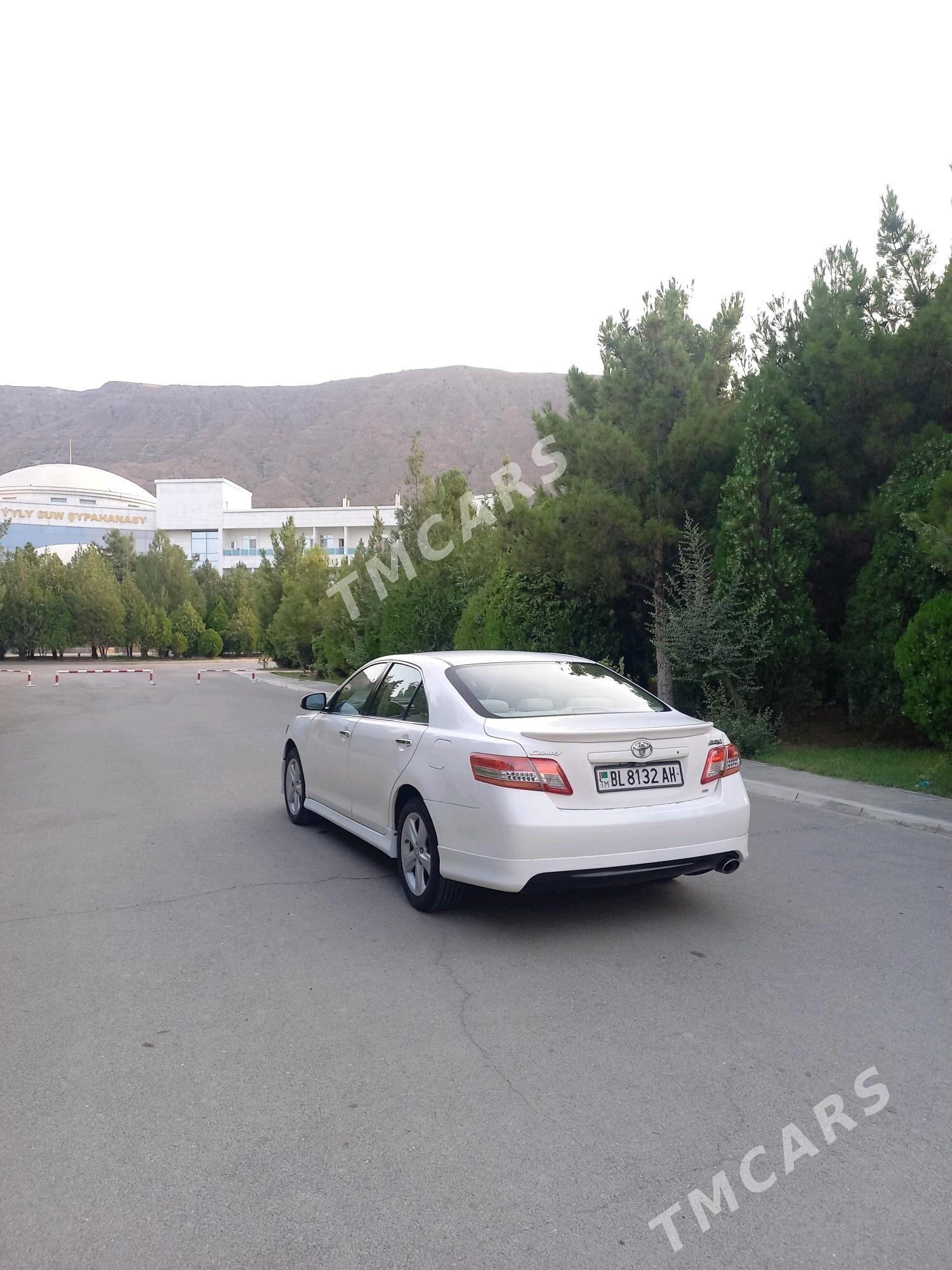 Toyota Camry 2010 - 127 000 TMT - Бахарден - img 5