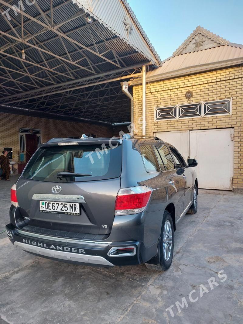 Toyota Highlander 2011 - 285 000 TMT - Мары - img 6
