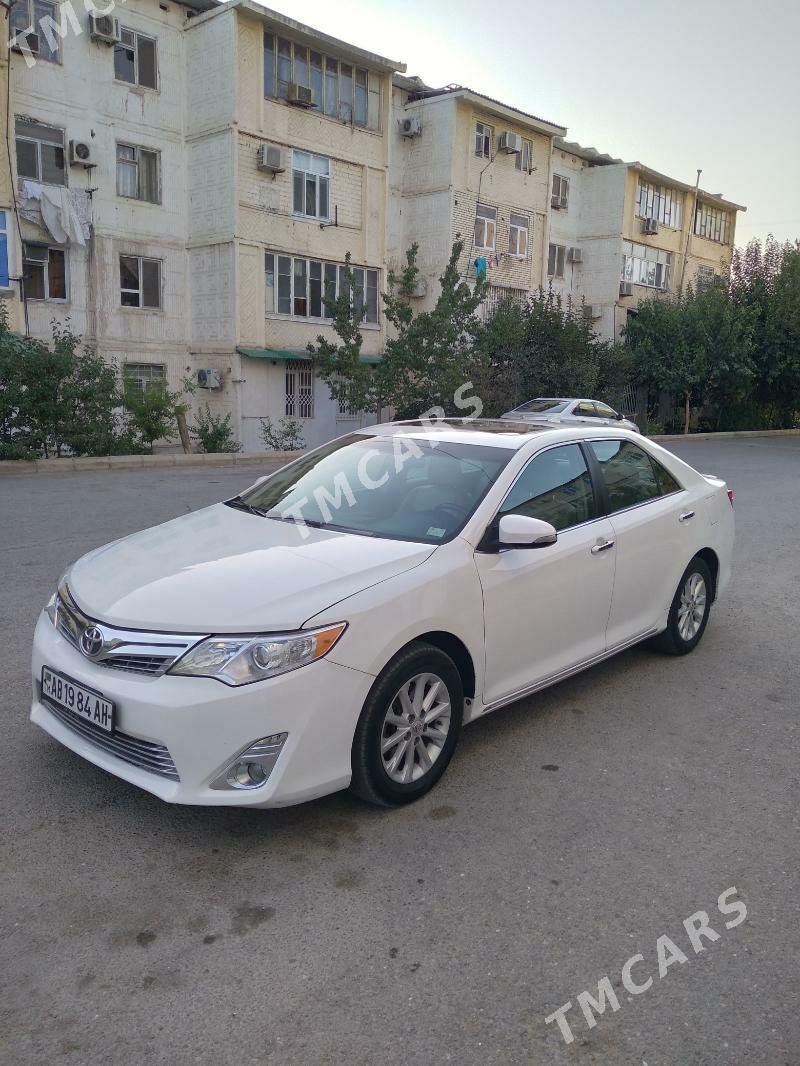 Toyota Camry 2012 - 210 000 TMT - 11 мкр - img 4