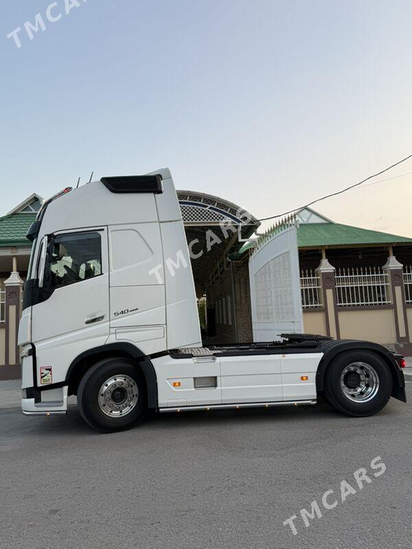 Volvo FH16 2018 - 1 430 000 TMT - Aşgabat - img 6