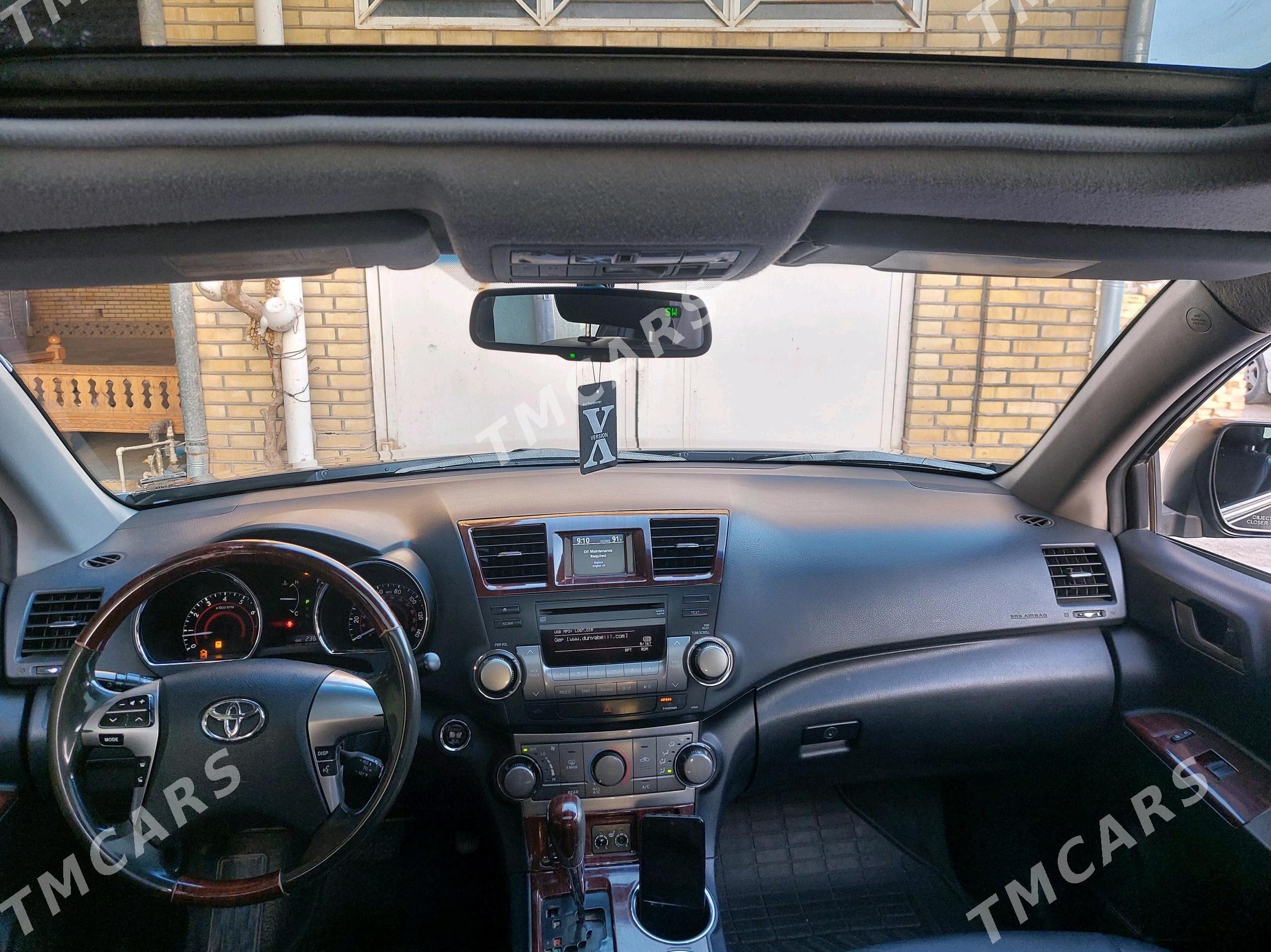Toyota Highlander 2011 - 285 000 TMT - Мары - img 7