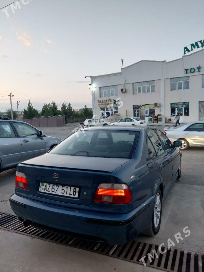 BMW 530 2002 - 130 000 TMT - Farap - img 3