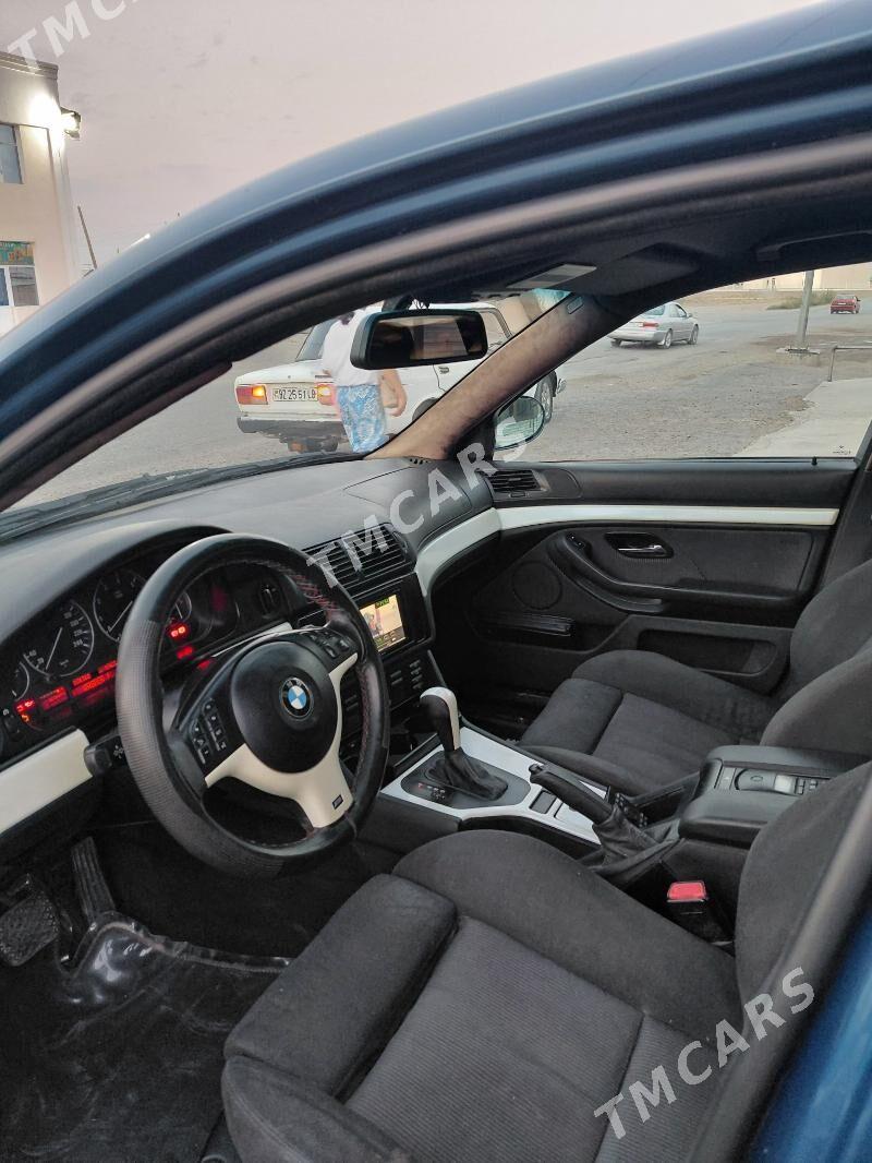 BMW 530 2002 - 130 000 TMT - Farap - img 4