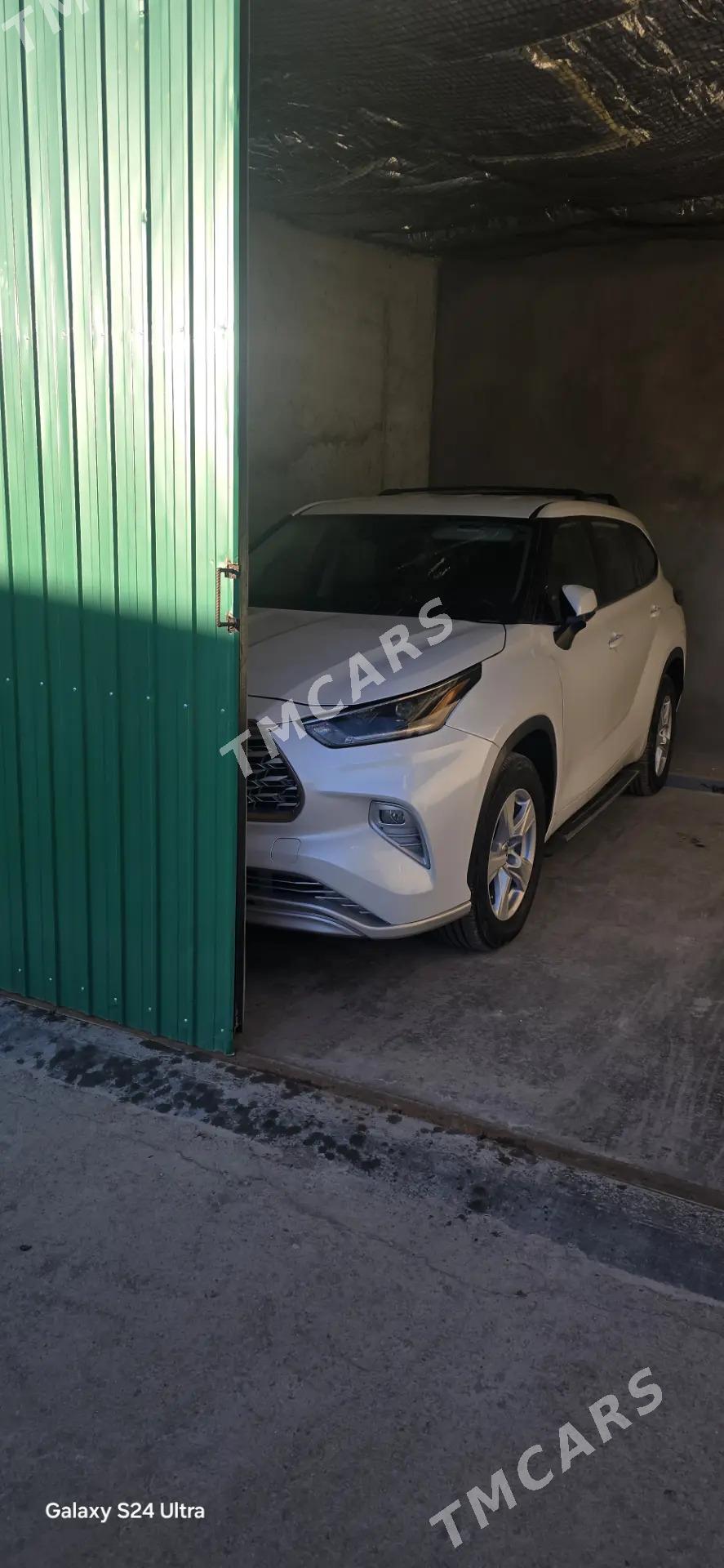 Toyota Highlander 2021 - 535 000 TMT - Кёнеургенч - img 5