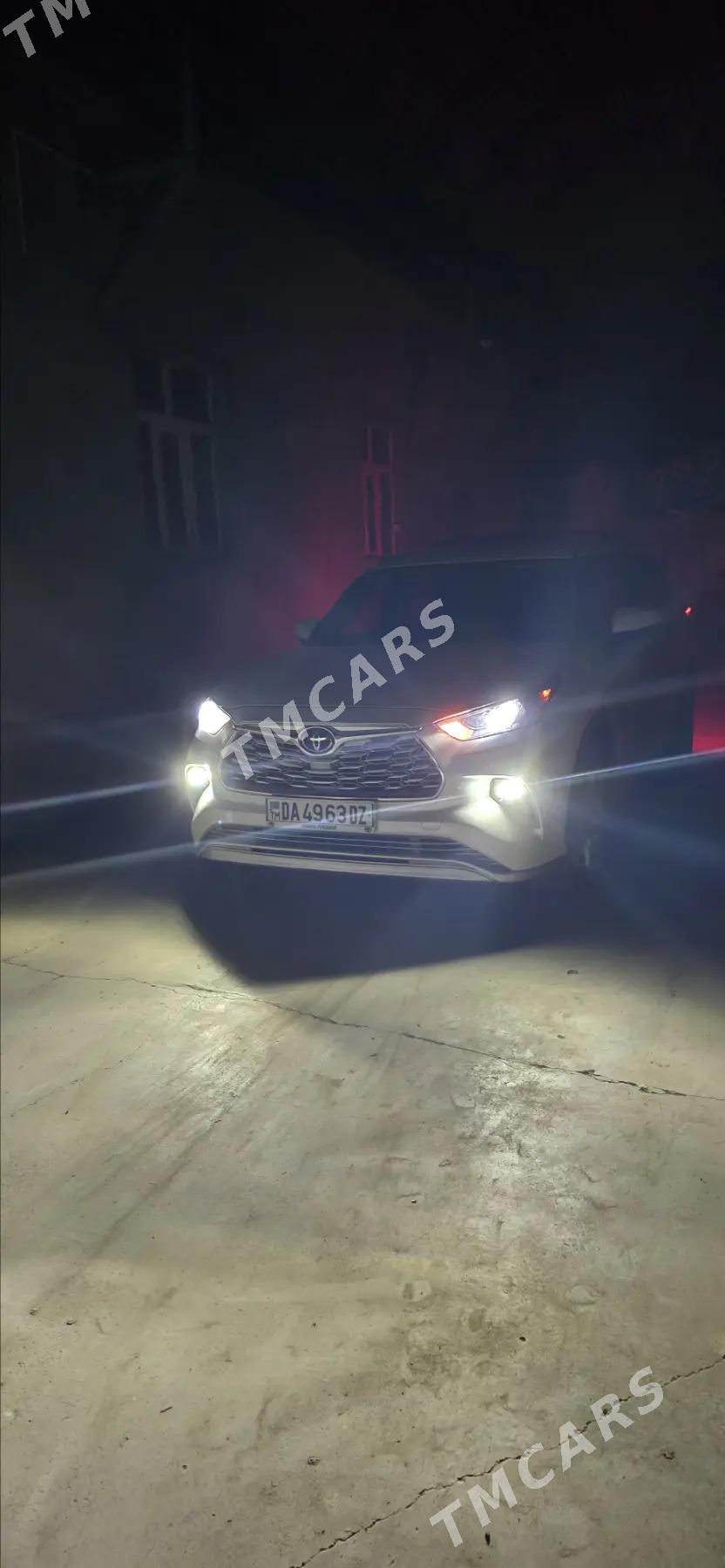Toyota Highlander 2021 - 535 000 TMT - Кёнеургенч - img 8