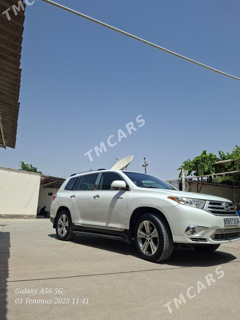 Toyota Highlander 2011 - 300 000 TMT - Kaka - img 4