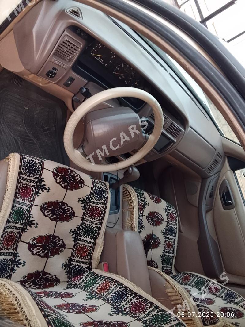 Toyota Avalon 1996 - 115 000 TMT - Мары - img 3