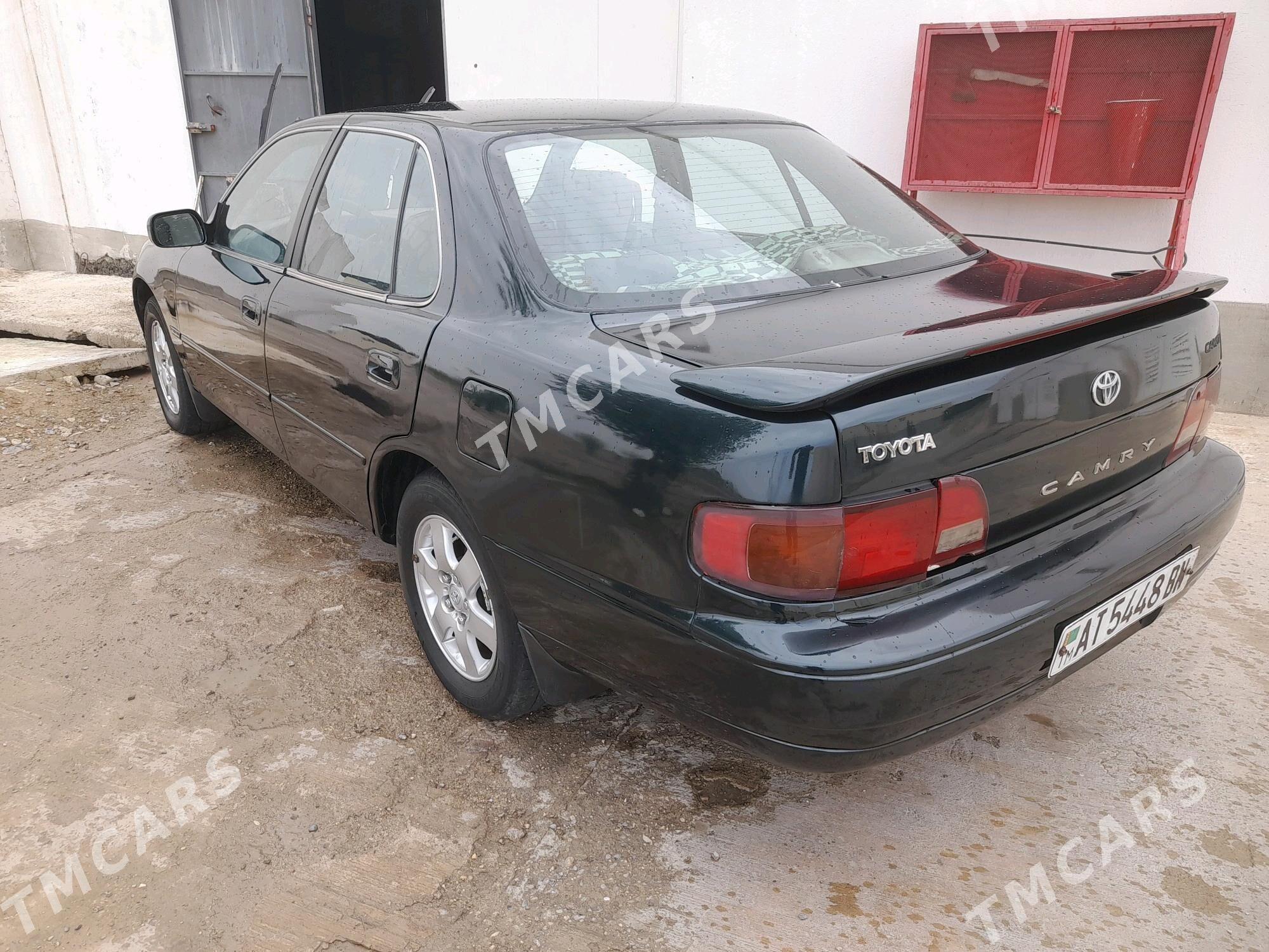 Toyota Camry 1996 - 70 000 TMT - Gyzylarbat - img 3