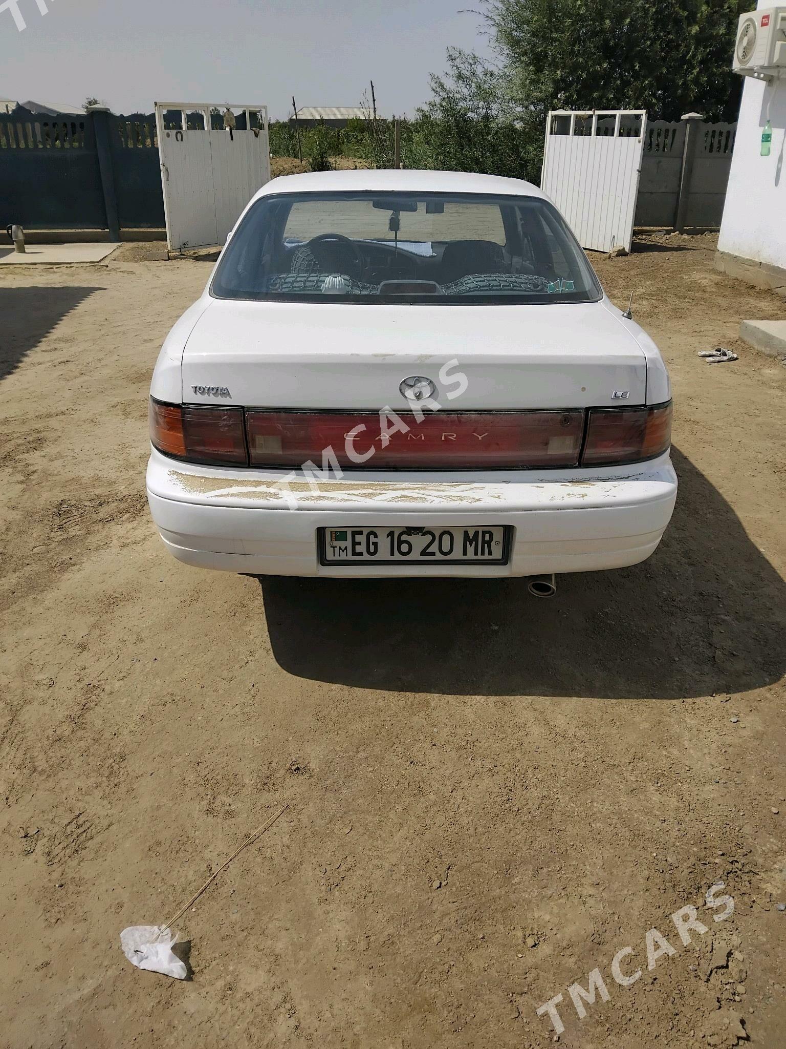 Toyota Camry 1992 - 95 000 TMT - Ёлётен - img 7