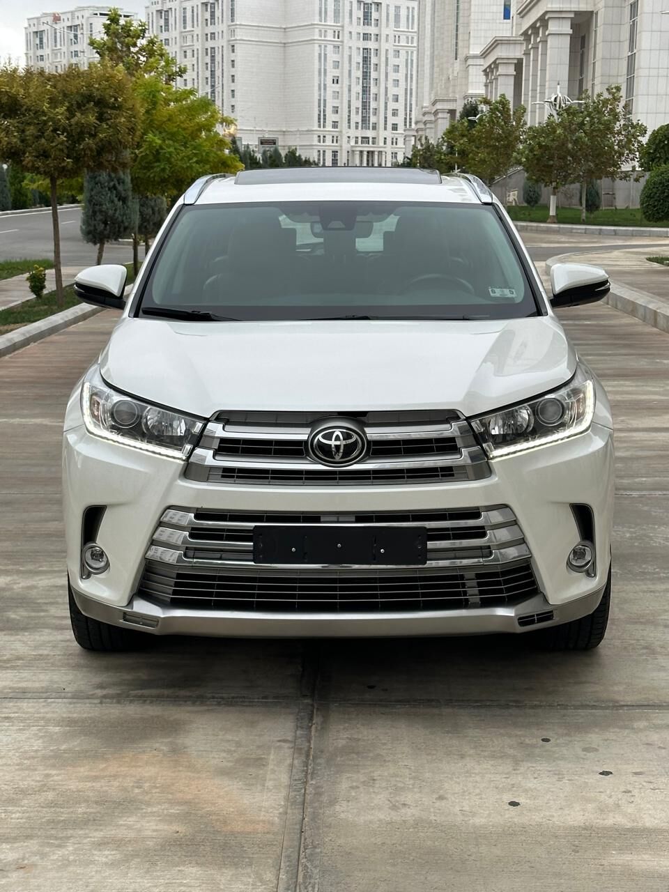 Toyota Highlander 2018 - 538 000 TMT - Aşgabat - img 2