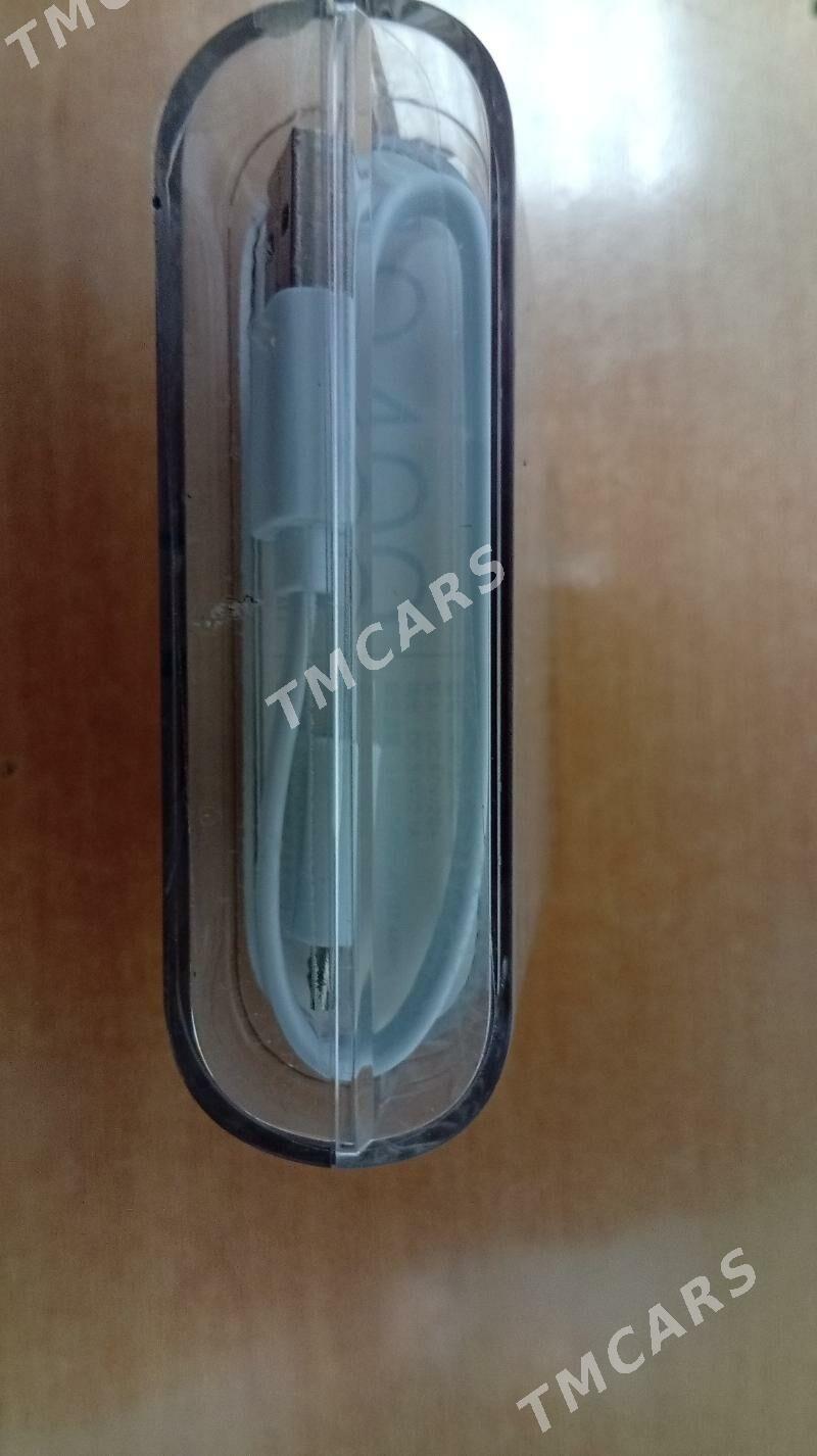 Router Macbook air Power bank - Aşgabat - img 8