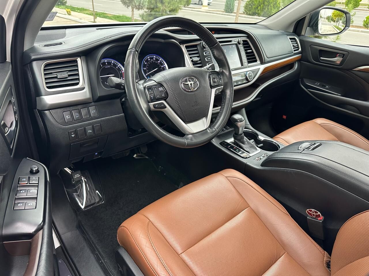 Toyota Highlander 2018 - 538 000 TMT - Aşgabat - img 8