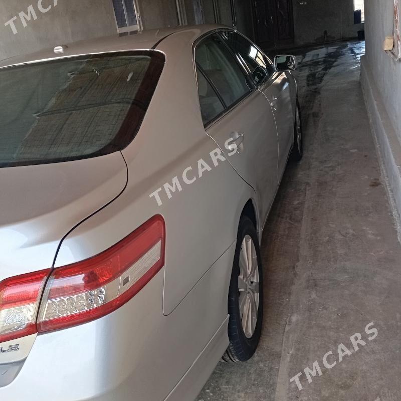 Toyota Camry 2010 - 200 000 TMT - Dänew - img 2
