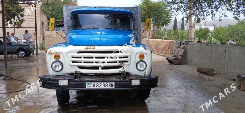 Zil 130 1993 - 60 000 TMT - Magtymguly - img 2