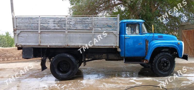 Zil 130 1993 - 60 000 TMT - Magtymguly - img 3