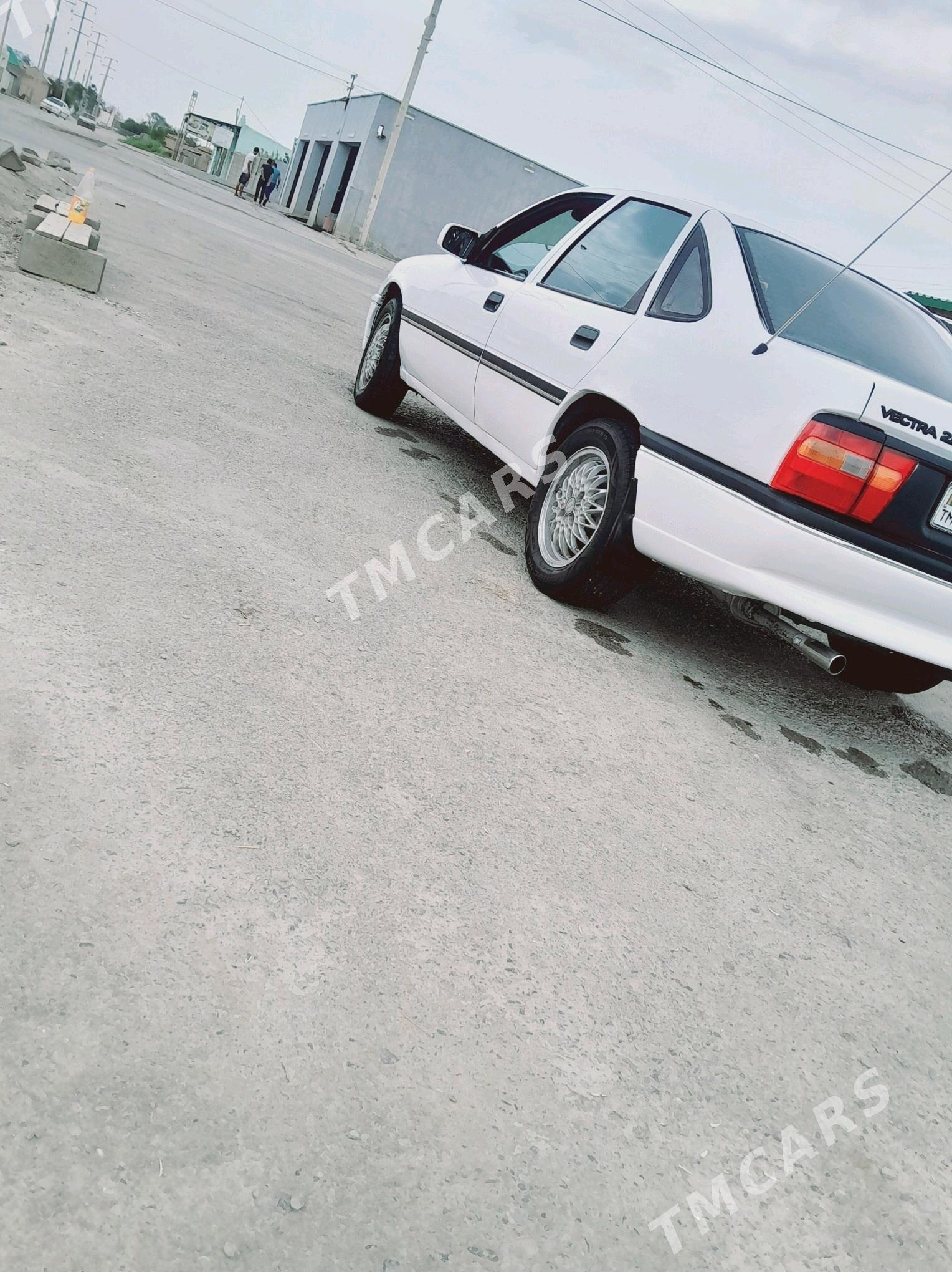 Opel Vectra 1992 - 37 000 TMT - Bäherden - img 2