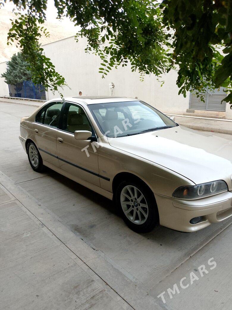 BMW E39 1999 - 85 000 TMT - Türkmenbaşy - img 5