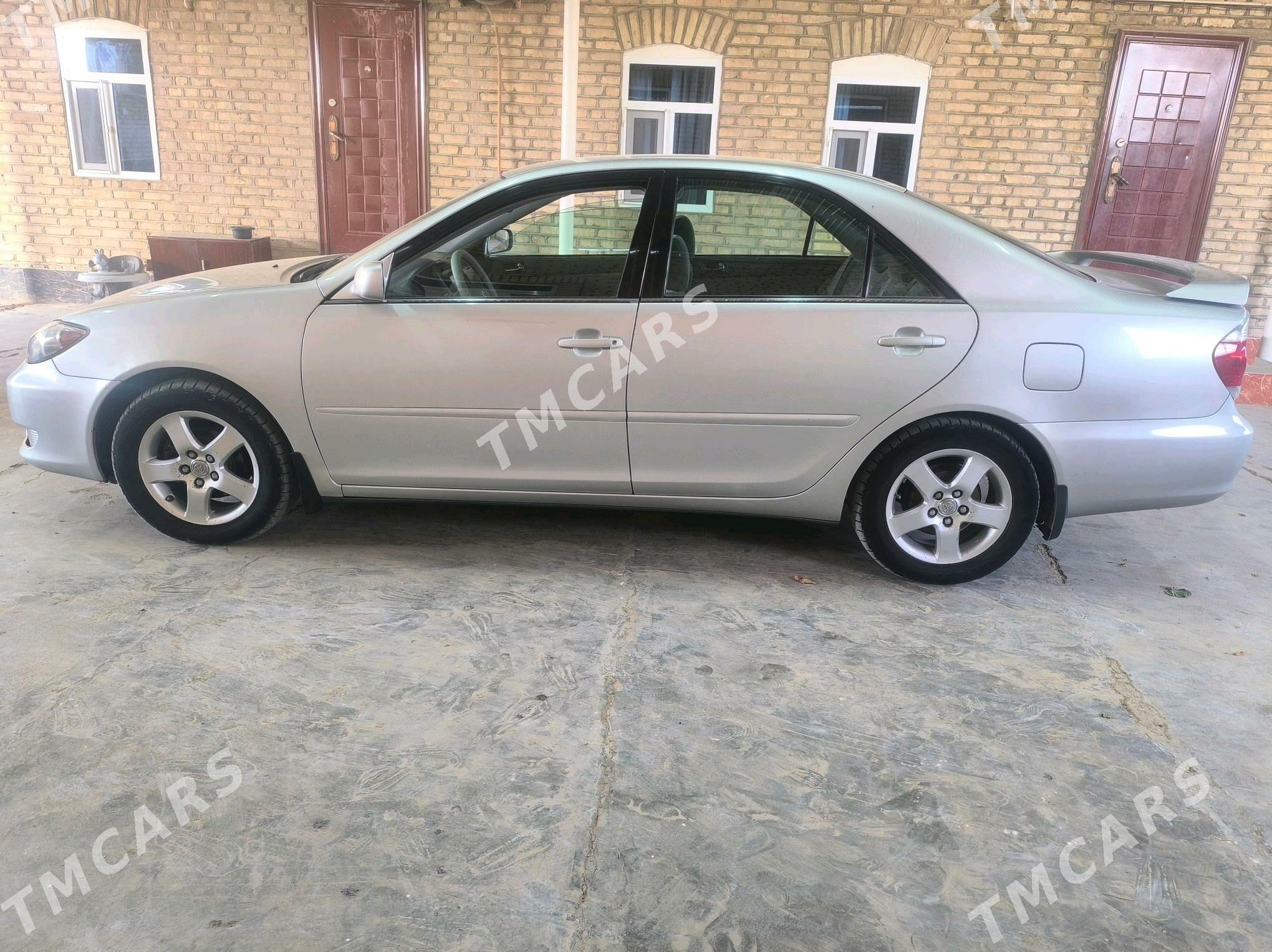 Toyota Camry 2005 - 173 000 TMT - Mary - img 3