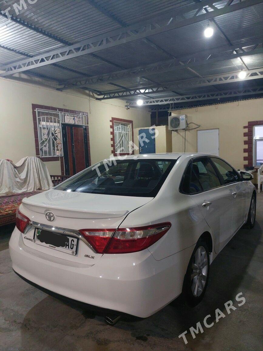 Toyota Camry 2016 - 215 000 TMT - Бузмеин - img 5