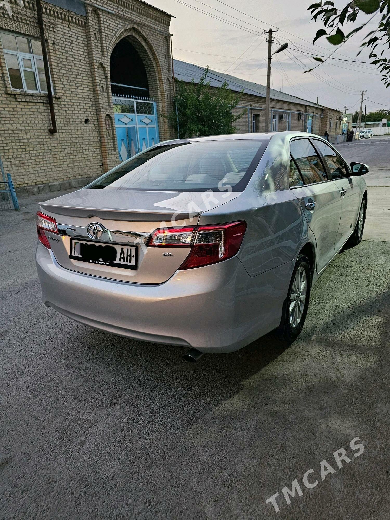 Toyota Camry 2013 - 219 000 TMT - Ашхабад - img 2