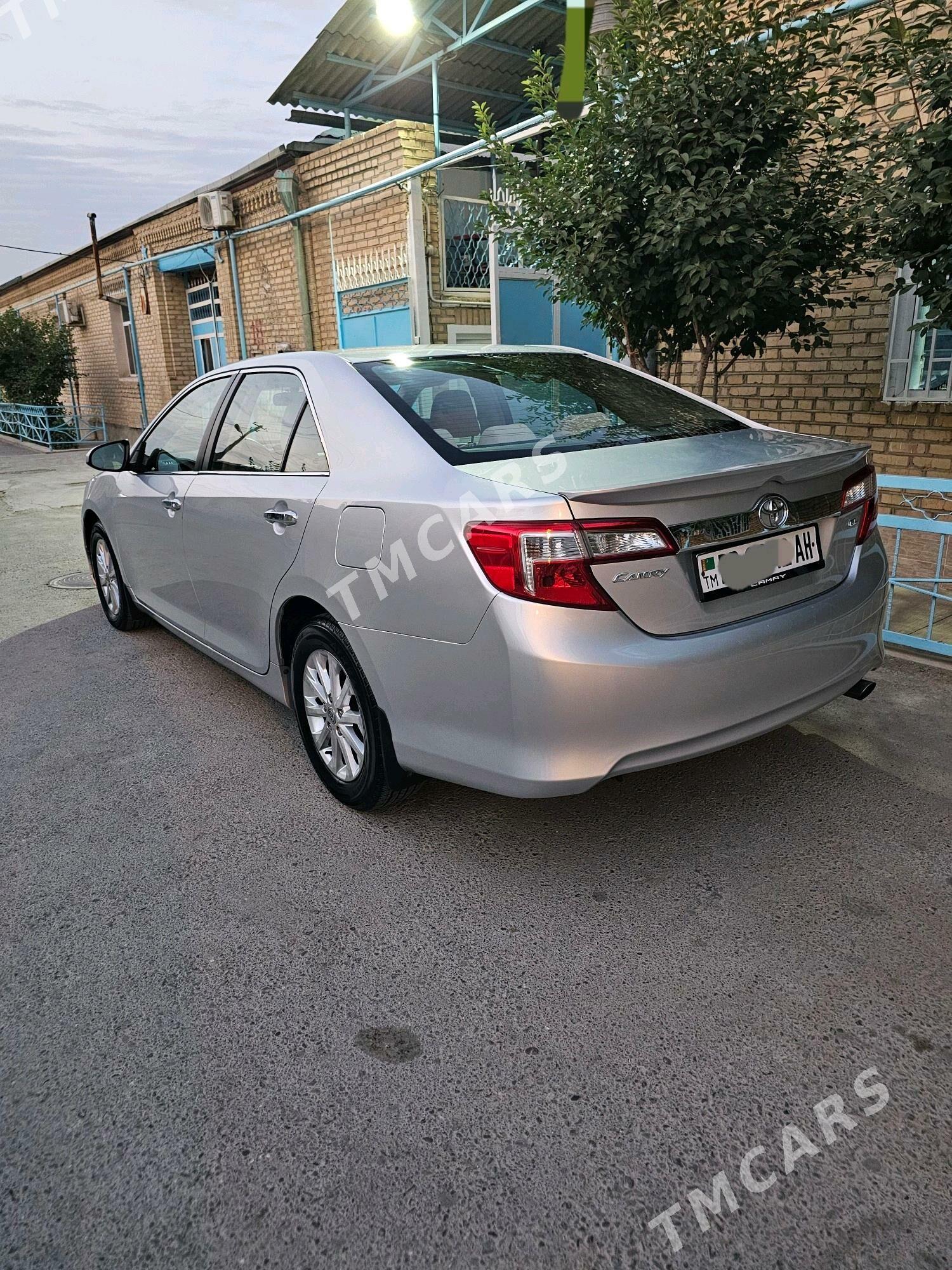 Toyota Camry 2013 - 219 000 TMT - Ашхабад - img 3