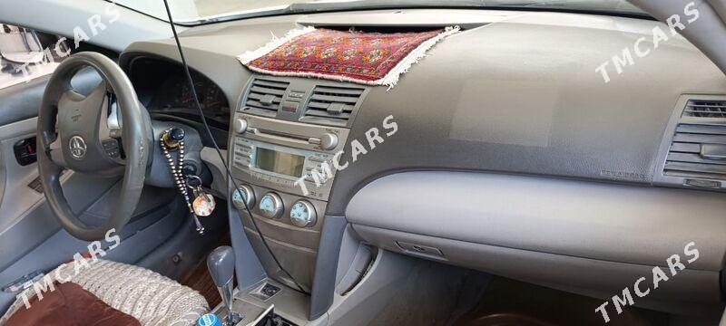 Toyota Camry 2010 - 105 000 TMT - Кака - img 2
